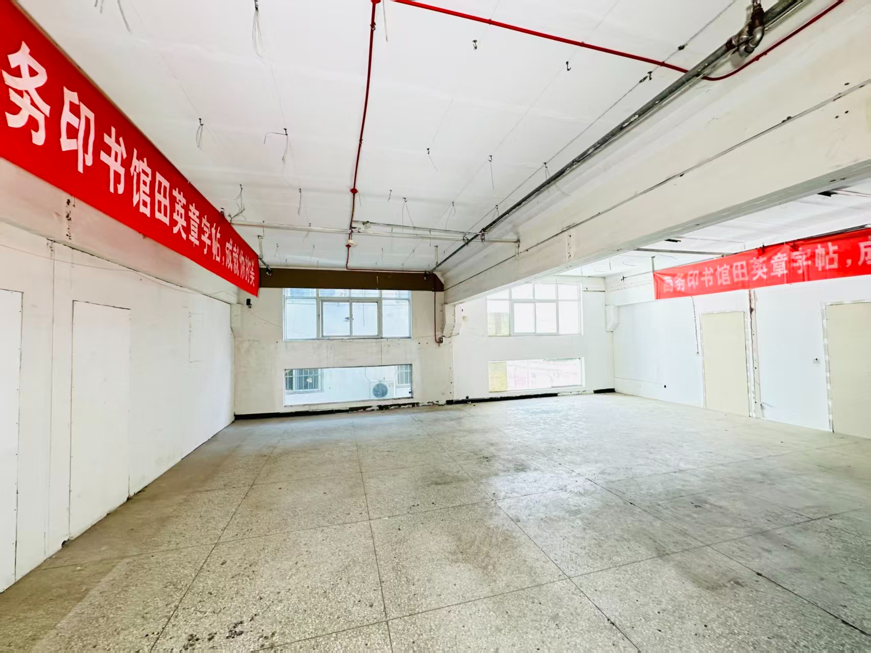 宝龙城市广场建议再强化“人工智能算力中心、AI应用孵化、数字经济示范园”等产业概念，会更符合产业园招商语言_COPY